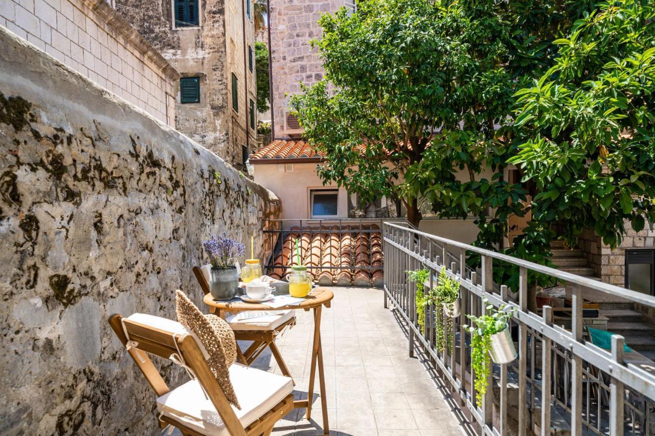 Swan - Old Town Apartment *
