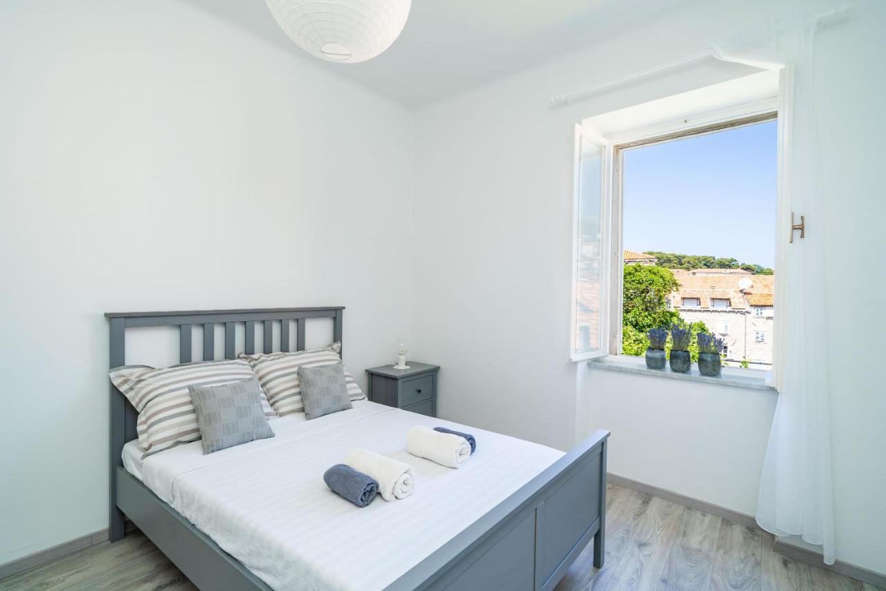 Swan - Old Town Apartment *